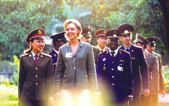 1.学校培训外籍军官 1.学校培训外籍军官